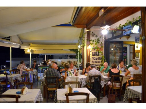 Pantheon Restaurant Agia Galini, Port