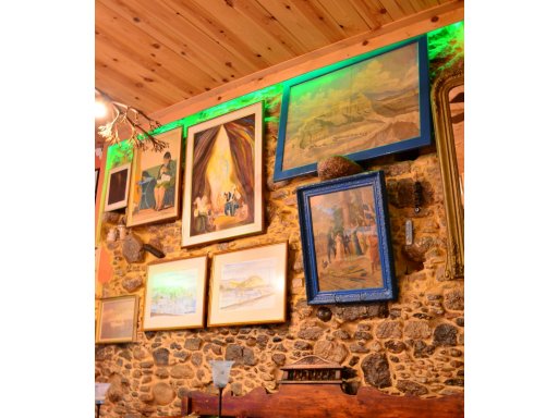 Ταβέρνα Κοσμάς Αγία Γαλήνη, Αγορά