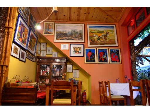 Ταβέρνα Κοσμάς Αγία Γαλήνη, Αγορά