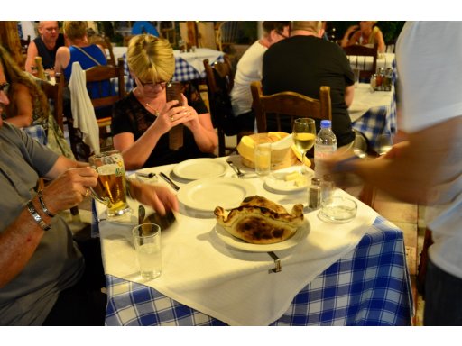 Tatso Mondo Restaurant Agia Galini, Port