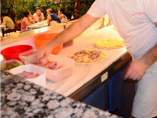 Tatso Mondo Restaurant Agia Galini, Port